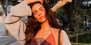 Browse 207 barbara de regil stock photos and images available, or start a new search to explore more stock photos and images. Mira El Tatuaje Que Una Fan De Barbara De Regil Se Hizo En Su Honor