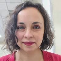 Iris Villa's Instagram, Twitter & Facebook