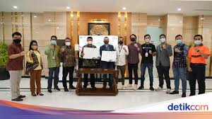 Saya sangat cocok menjadi kurir lexpres cuman sayang nya saya habis kontrak. Pegadaian Lazada Logistics Kerja Sama Bantu Penghasilan Buat Kurir