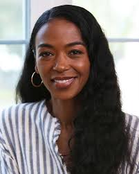 A radiant light, powerful voice, and trailblazer, Ananda Lewis, Howard  University Class of 1995, inspired millions as a host, advocate, and  fearless woman of purpose. After a courageous battle with breast cancer,