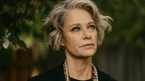 Shelby Lynne's Instagram, Twitter & Facebook