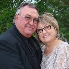 Howard and Elsie Wright celebrate 50th wedding anniversary