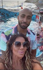 LA CASA DE LOS FAMOSOS ((Oficial))