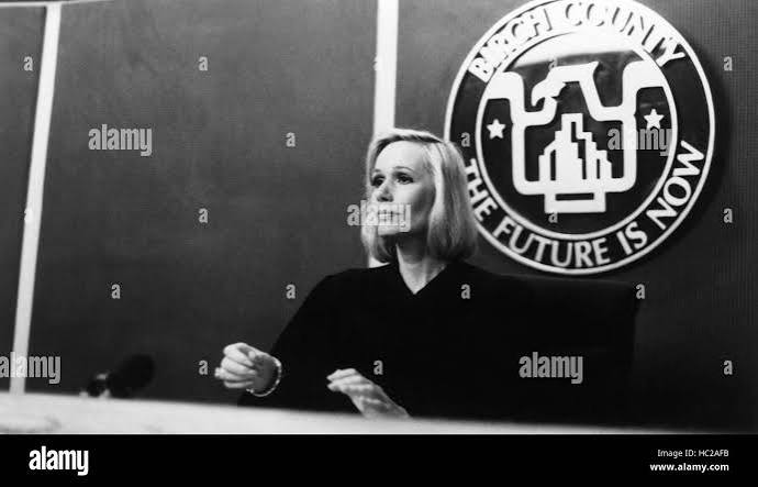 MOVING VIOLATIONS, Sally Kellerman, 1985. TM and Copyright © 20th Century  Fox Film Corp. All rights reserved, Courtesy Stock Photo - Alamy