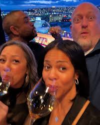 𝐌𝐢𝐜𝐡𝐞𝐥𝐞 𝐂𝐚𝐫𝐲- Yoga Wine And A Good Time🥂