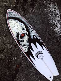 This rare vintage surfboard measures 6'6 and features a pintail shape… Skull Aerography For Lost Surfboards Art By Rubens Santonja Lost Surfboards Surfboard Art Surfboards Artwork