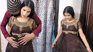 Abbu Jan Ne Kapra Dilane Ke Badle Meri Gar Mar Liya: Asian Asian Porn