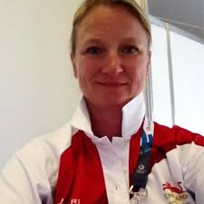 Melanie Betts's Instagram, Twitter & Facebook