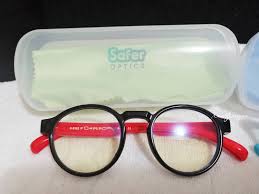 Fungsi cermin cembung adalah sebagai berikut. Lindungi Mata Anak Anda Dengan Cermin Mata Anti Blue Light Saferoptics Blog Lea Azleeya
