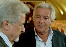 Benjamin lebel, accompagné de son assistante mathilde, se rend à cahors pour évaluer une cuvée du château camps de grèze, propriété d'édouard perolles. Le Sang De La Vigne Un Chaos Performant Pour Pierre Arditi Toutelatele