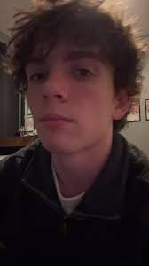 Creative Wall Art Ideas for Your Bedroom