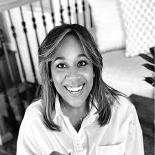 I'm happy to share that I've started a new position as a Content Marketing  Manager at Meta for their Business Messaging Group! It has been an exciting  2.5 weeks since I started