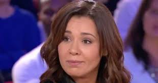 Nouveautés ou anciens hits, toutes les paroles de chimene badi sont disponibles sur paroles.net. Chimene Badi Se Confie Sur Sa Perte De Poids J En Avais Marre Du Corps Que J Avais