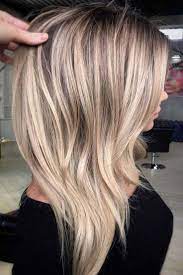 60 Ultra Flirty Blonde Frisuren Die Sie Ausprobieren Mussen Neue Frisuren Haarfarbe Blond Haarfarben Haarschnitt
