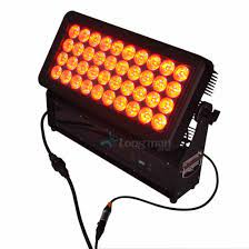 The red, green and blue colors can be mixed to create millions of color choices, with the addition of a pure white output to create billions of color varieties or the option of just white output when colors are not wanted. China 400w Rgbw Led Wash Light Led Wall Washer Led City Color Light China Led Wash Light Led City Color Light