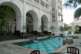 Dan senayan city, apartemen ini juga sangat strategis karena berada di depan jalan utama arteri permata hijau dan berada dekat dengan pintu tol slipi. Disewakan Apartemen Permata Hijau Di Jakarta Selatan 2 1 Br 140 M2 Full Furnished 105272