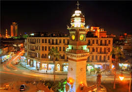 كانت سوريا، قبل الحرب، دولة عربية ذات دخل متوسط تتميز بحسن الضيافة، وروعة أكلاتها، وسحرها الأسطوري ازدهرت البلاد في العصور القديمة لخصوبة تربتها، وبوصفها طريقًا. ØªØ¹Ø± Ù Ø¹Ù„Ù‰ Ø£Ú©Ø«Ø± Ø§Ù„Ù…Ø¯Ù† Ø§Ù„Ø³ÙˆØ±ÛŒØ© Ø«Ø±Ø§Ø¡ Ù‚Ø¨Ù„ Ø§Ù„Ø­Ø±Ø¨ ÙˆØ¨Ø¹Ø¯Ù‡Ø§ ØµÙˆØ± Ø§Ù„Ø£Ø®Ø¨Ø§Ø± Ø§Ù‚ØªØµØ§Ø¯ÛŒØ© ÙˆÚ©Ø§Ù„Ø© ØªØ³Ù†ÛŒÙ… Ø§Ù„Ø¯ÙˆÙ„ÛŒØ© Ù„Ù„Ø£Ù†Ø¨Ø§Ø¡