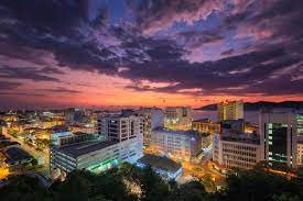 Formerly known as jesselton) is the state capital of sabah, malaysia. Schone Aussicht Bei Sonnenuntergang Signal Hill Observatory Platform Kota Kinabalu Reisebewertungen Tripadvisor
