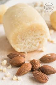 Rezept Marzipan Selbermachen Backen Macht Glucklich Rezept Lebensmittel Essen Backen Macht Glucklich Snack Ideen