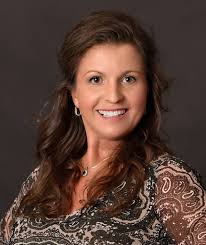 Michelle Nail's Instagram, Twitter & Facebook