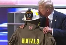 [Pilt: images?q=tbn:ANd9GcS240DboaNICBHVXAc-IT9...RS0J5ynw&s]