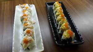 Myrtle albrecht of cameron park, california shares mini blue cheese rolls—a fun, easy way to dress up refrigerated breadsticks. Cheese Salmon Roll Spicy Salmon Roll Picture Of Peco Peco Sushi Surabaya Tripadvisor