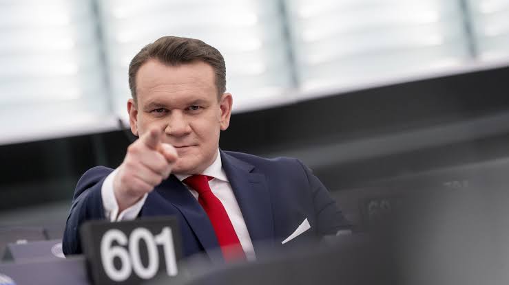 Polish MEP Dominik Tarczyński Threatens Legal Action After UK Entry Ban ━  The European Conservative