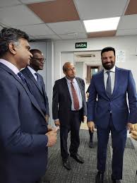 ABES recebe comitiva da IWA e promove encontros com autoridades para  futuras iniciativas no Brasil - ABES