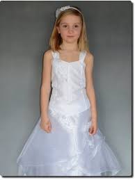 Le baptême ou baptême d'eau est un rite ou un sacrement symbolisant la nouvelle vie du croyant chrétien. Robe Pour Communion Avec Etole Tenue De Bapteme Anais