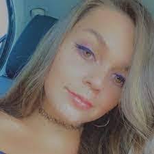 Leann Raymond's Instagram, Twitter & Facebook