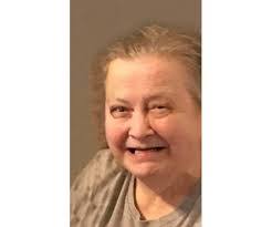 Carolyn Nicely's Instagram, Twitter & Facebook