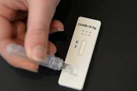 Αφορά τους μαθητές λυκείου που έχουν επιστρέψει στις σχολικές αίθουσες. Ayth Einai H Sxolikh Karta Gia Covid 19 Perikoph Apodoxwn Stoys Ekpaideytikoys Poy Den 8a Kanoyn To Self Test Prwinos Logos Kozanh