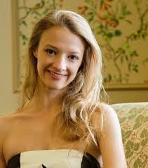 Charlotte Xia's Instagram, Twitter & Facebook