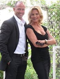 È inutile negarlo, ad aver contribuito al successo di stefano bettarini è stato il matrimonio con simona ventura, dal quale ha avuto i due figli niccolò e giacomo, ma finito con separazione e. Fanpage It Stefano Bettarini E Simona Ventura Una Facebook