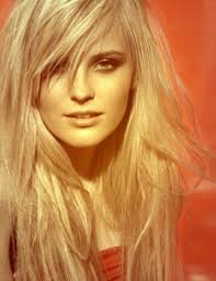 Cheveux Long Et Meche De Cote Coupe De Cheveux Coiffure Modele Coiffure