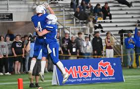 Flashback: Big Play Leads Off Big Reds