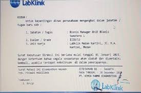 Surat lamaran kerja melalui email saat ini banyak digunakan oleh para pelamar kerja. Baru 4 Bulan Menjabat Manajer Kimia Farma Tersangka Kasus Antigen Bekas Ternyata Beristri Pns
