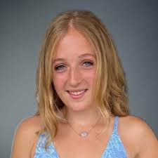 I moved to NYC in May and started working for Barry's in Chelsea shortly  after as a way to stay engaged in my love for fitness and my social side  while in