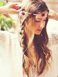 Pin By Carla Nunes On Boho Style Bohemia Hippie Hippie Hair Boho Braided Hairstyles Bohemian Hairstyles