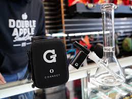 Scarlet is a one stop shop for your vape and smoke needs. Best Smoke Shop Vapes Hookah And More In Austin Texas Double Apple Austin Smoke Shop
