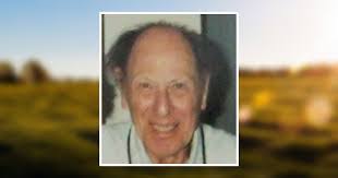 Gloria Gerber's Instagram, Twitter & Facebook