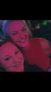 Jillian Dillon's Instagram, Twitter & Facebook