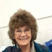 Ellie Hardin's Instagram, Twitter & Facebook