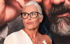 Ő Pataki Ági ritkán látott fia: a 32 éves István tiszta apja