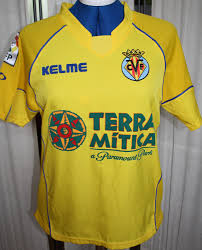 Centro informativo sobre la actividad del equipo. Villarreal Home Football Shirt 2003 2004