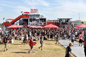 The festival had two luckless years in in mendig, 35 kilometers (21 miles) to the east of nürburgring. Pall Mall Hostel Rock Am Ring 2016 2015 2014 2x20ft Experts In Container Architecture