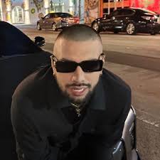 Cassandra Bribiesca (@Bribi1Cassandra)