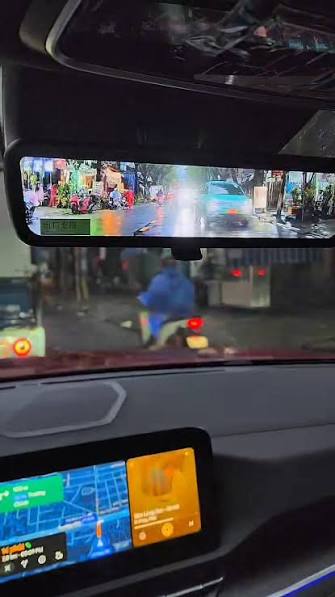 Gương chiếu hậu Kỹ thuật số (Digital Rearview Mirror) - Tính năng mới cực  hữu ích trên Ford Territory 2026. - Nguyên lý hoạt động: Nó không phải là  gương soi quang học thông thường. Đây là một màn ...