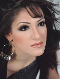 هبة الدري هي فنانة كويتية وتعيش في الكويت، حيث انها تمثل بالكويتي في دول الخليج وفي المملكة العربية السعودية خاصة، حيث انها حاصلة على شهادة البكالوريوس في علوم. Ø¹Ø§Ù…Ø± ØµØ¨Ø§Ø­ ÙŠÙ‚Ø§Ø¶ÙŠ Ù‡Ø¨Ø© Ø§Ù„Ø¯Ø±ÙŠ ÙˆÙŠÙ†ÙÙŠ ØªØµØ±ÙŠØ­Ø§ØªÙ‡Ø§ Ø¹Ù† ØªÙˆØ§Ù„ÙŠ Ø§Ù„Ù„ÙŠÙ„ Ù…Ø¬Ù„Ø© Ø³ÙŠØ¯ØªÙŠ