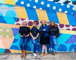 If you get a chance to book memory photos go with @photowalk we came for a  girl's trip and this was a highlight!